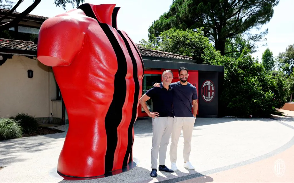STUHIA TEK MILAN :