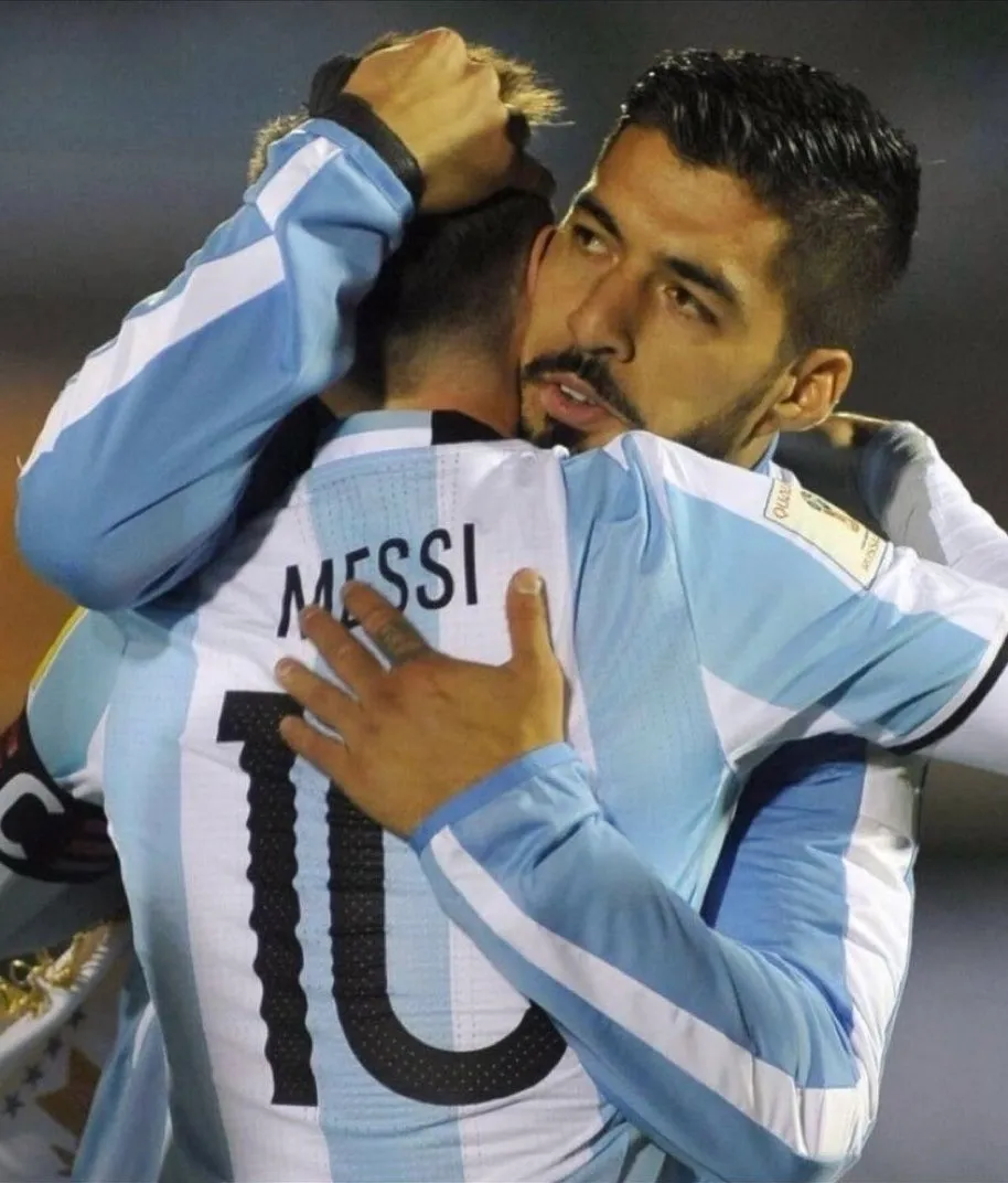Luis Suarez i shkruan një mesazh lamtumire emocionues Lionel Messit