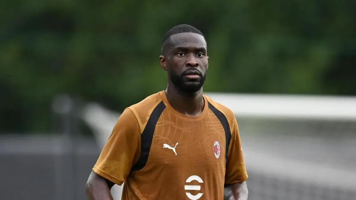 Milan, Tomori jashtë planeve: pritet takimi me agjentët për shitjen