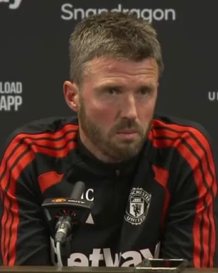 Michael Carrick konfirmon se Bruno Fernandes do të mbetet kapiten i Manchester United!