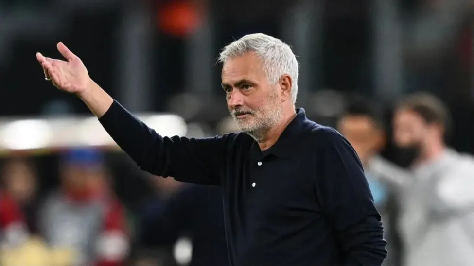 Real Madrid, Mourinho: "Pas rezultati 3-1, të gjithë menduan se ndeshja kishte përfunduar, por në të vërtetë ishin lojtarët e Romës ata që ishin shterur