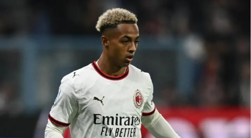Para ndeshjes Bournemouth-Milan: Hutchinson preferohet mbi Chukwueze për të nisur në të djathtë