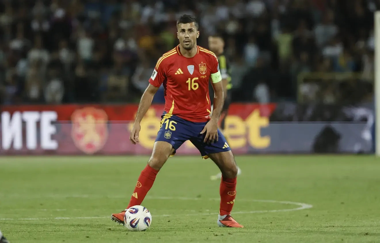 Barcelona tenton marreveshjen me M.City mbasi ka marr "PO" e Rodri