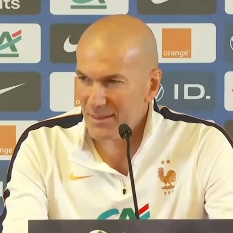 Zinedine Zidane:  Futbolli lëviz shumë shpejt