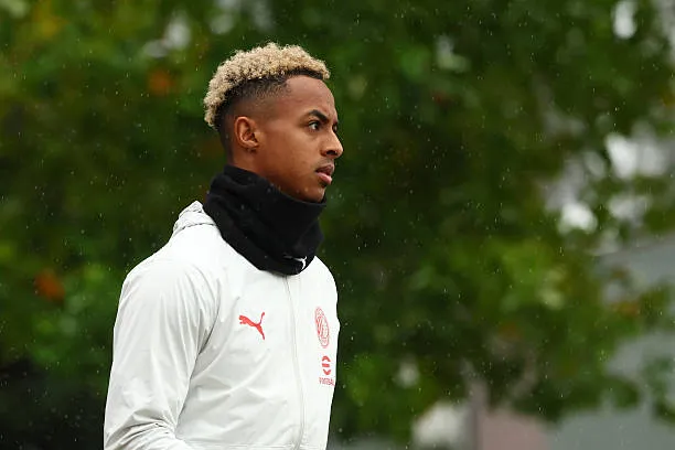 Hutchinson foli për Sky Sport
